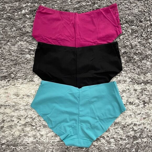 NWT Victoria’s Secret Sexy Illusions No-Show Hiphugger Panties 3-Pack Bundle - Picture 3 of 6